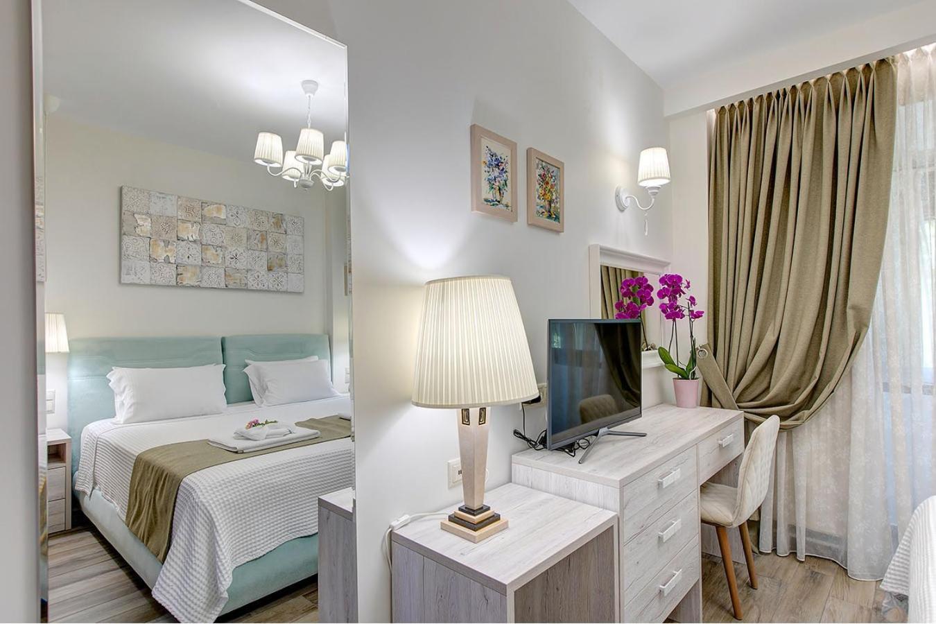 Artemisia Villa With Outdoor Hot Tub, Sani Luxury Villas Collection Sani (Chalkidiki) Exterior foto